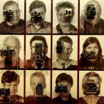 Eine Gruppe berühmter Instagramer mit Kameras im Gesicht.