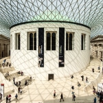 Das British Museum in London ist bekannt für seine umfangreiche Sammlung zu Geschichte, Kunst und Kultur aus aller Welt.